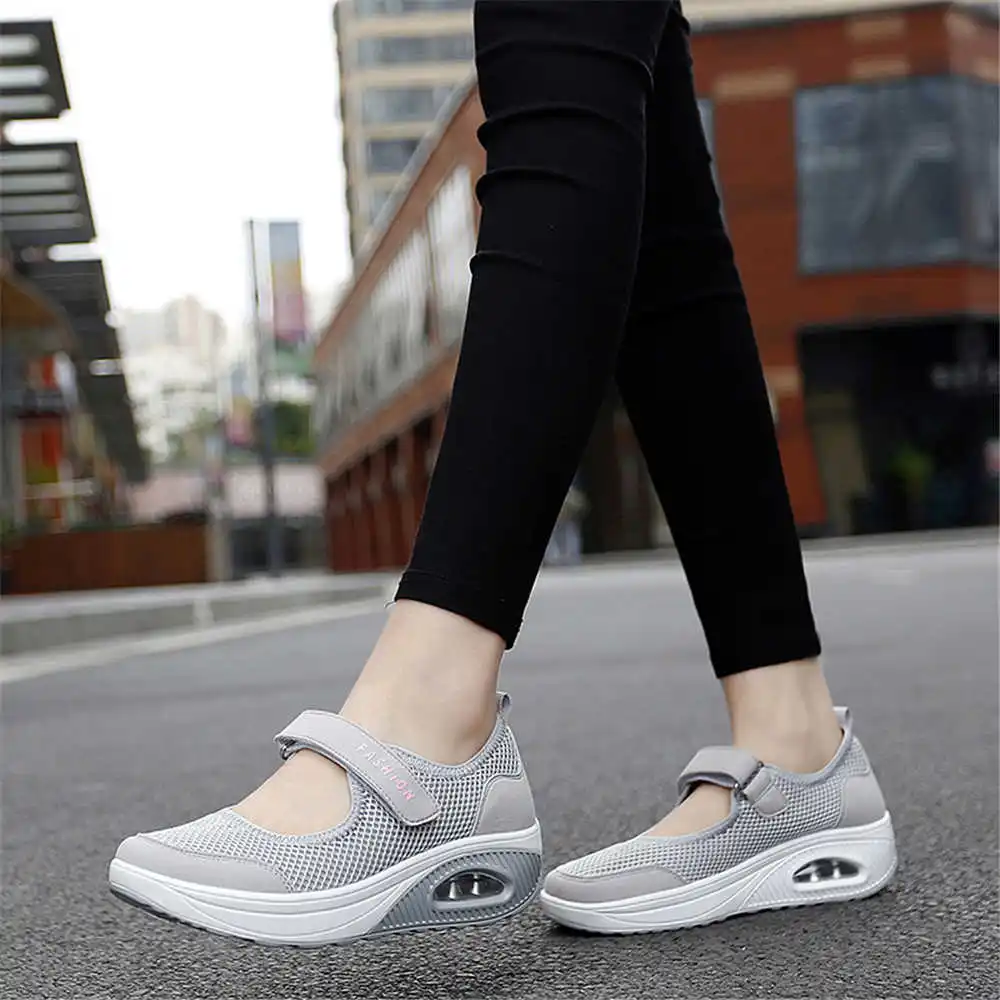 Luxury Lifestyle News - Baskets Colorées Demi-Saison pour Homme, Patins