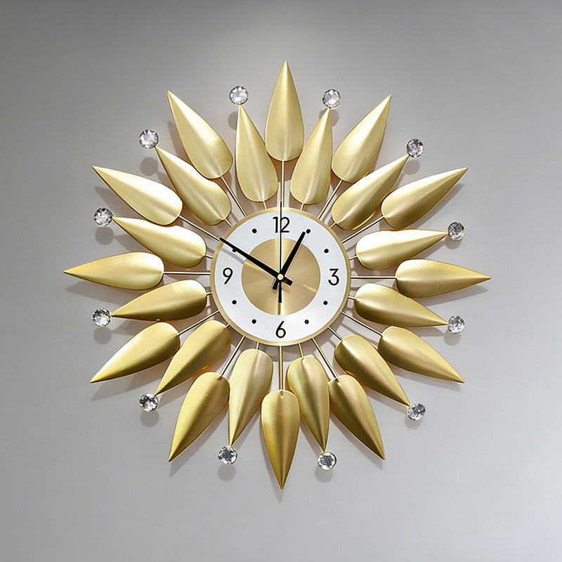 Horloge murale de luxe en méta - Luxury Lifestyle Living avis et prix