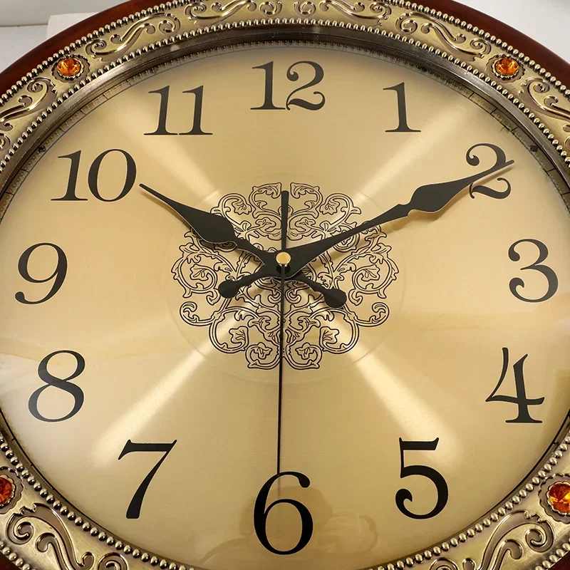 Horloge murale en bois de luxe - Luxury Lifestyle Living avis et prix